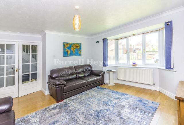 Lounge image 2