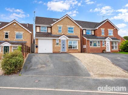 Nightingale Close, Droitwich, Worcestershire, WR9