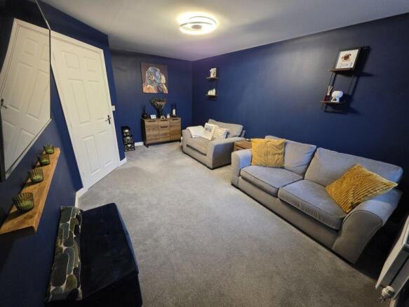 Lounge Additional Image