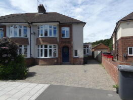 24, Byron Crescent, Bedford MK40 2BD