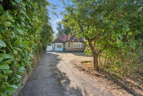 Kings Road, Chalfont St Giles, Buckinghamshire HP8 4HN