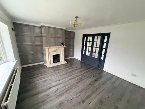 3 bed Semi-Detached to rent Image 3