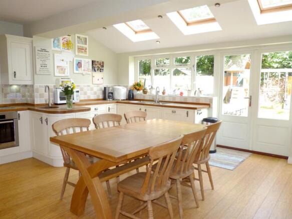 Living Family Kitchen