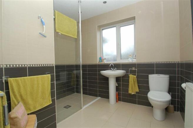 Ground Floor Shower 