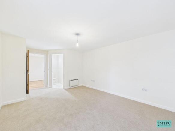 2 bed Flat to rent Image 7