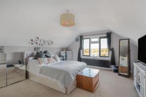 39, Hillside Avenue, Seaford BN25 3JY