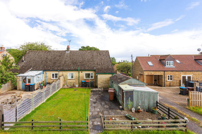 2 bed Semi-Detached for sale Image 10