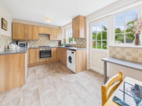 Silverburn Drive, Oakwood photo 4