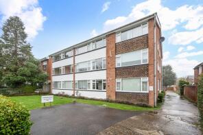 12, 19 Sydenham House, Lovelace Road, Surbiton KT6 6NX