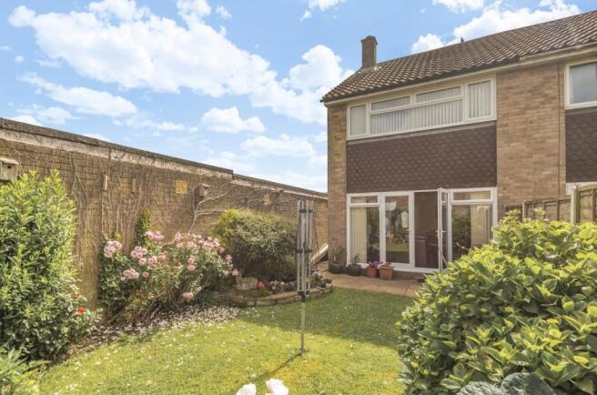 47 St Leodegars Way
