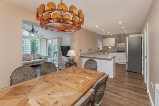 Dining, Kitchen, Sit