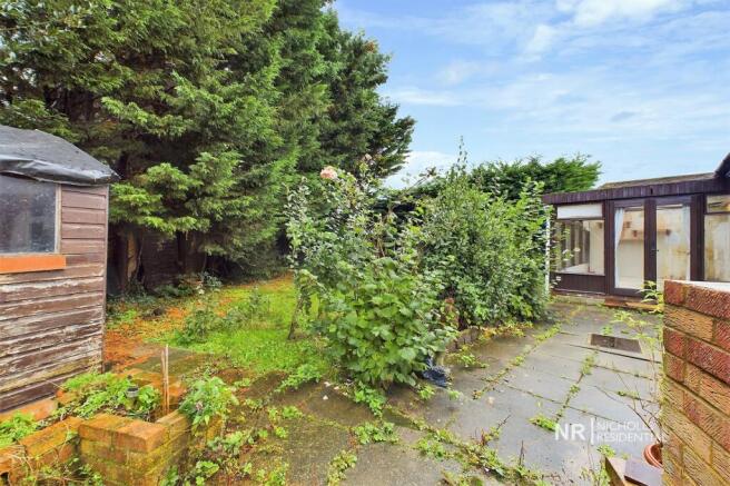 Garden Extra Photo 1