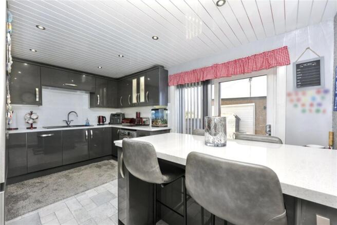 Kitchen/Dining Rm