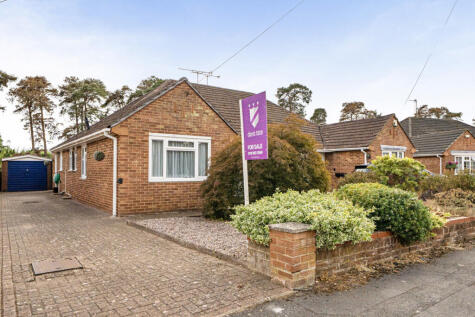 Roslyn Road, Woodley, Reading, Berkshire, RG5