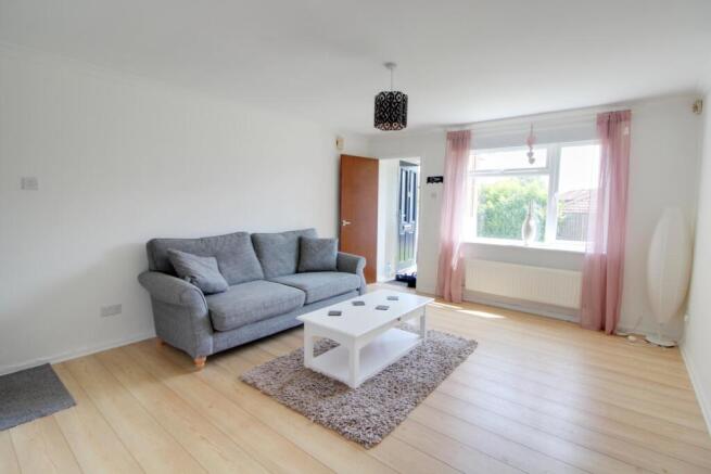 Lounge 2
