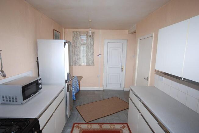 KITCHEN DINER