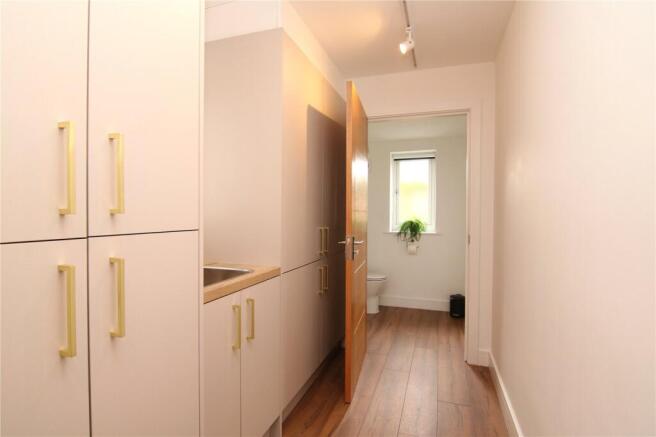 3 bed Detached for sale Image 6