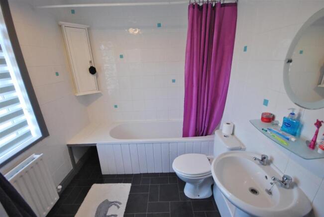 BATHROOM: