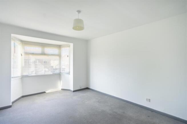 3 bed End of Terrace to rent Image 6