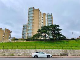 37, Overcliff, Manor Road, Westcliff-on-sea SS0 7SE