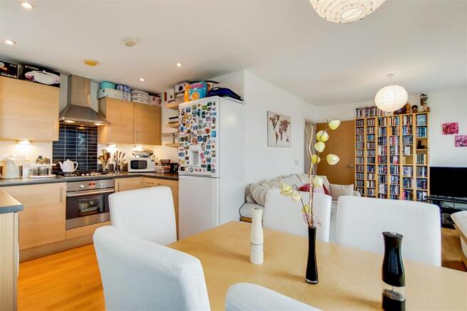 2_Kitchen-Reception-1.jpg