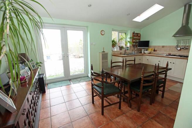 10 Sunnybank