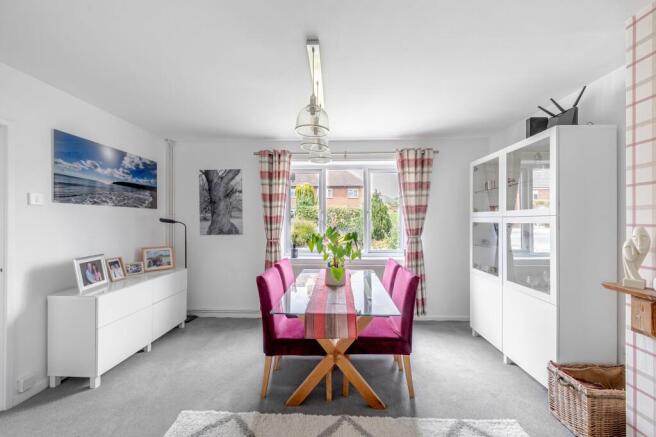 3 bed Semi-Detached for sale Image 6