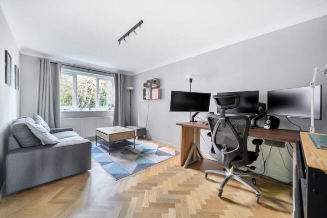 1393070-7-6945209...