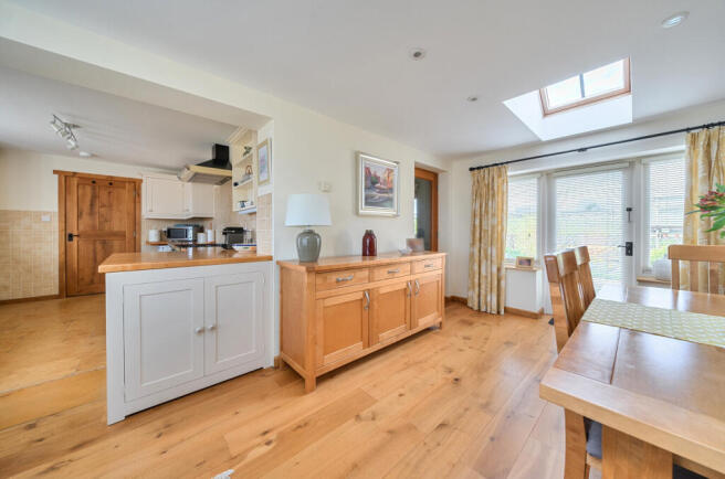 1435269-8-69c5736...