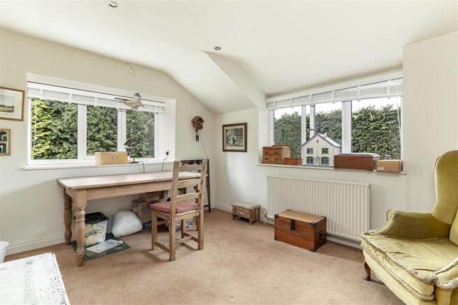 Bedroom 2.jpg
