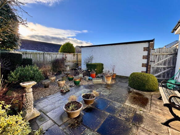 2 bed Semi-Detached Bungalow for sale Image 9