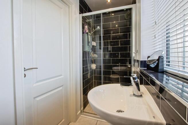 3 bed Detached for sale Image 12