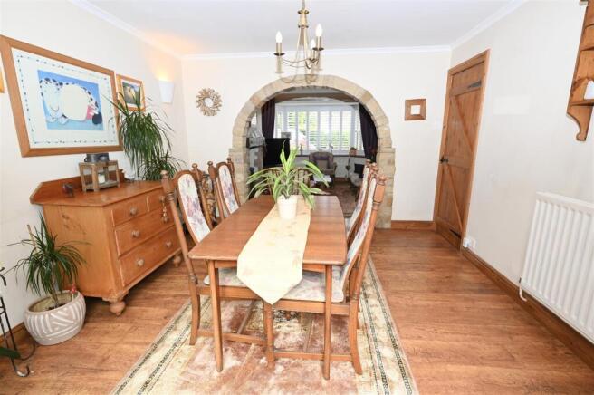 3 bed Semi-Detached for sale Image 5