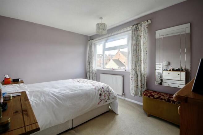 Bedroom 1.jpg