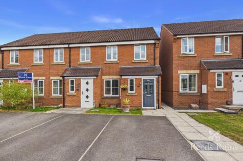 Violet Close, Castleford, West Yorkshire, WF10