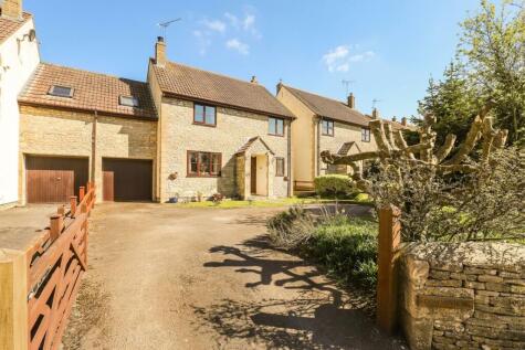 Marshfield Road, Tormarton, GL9