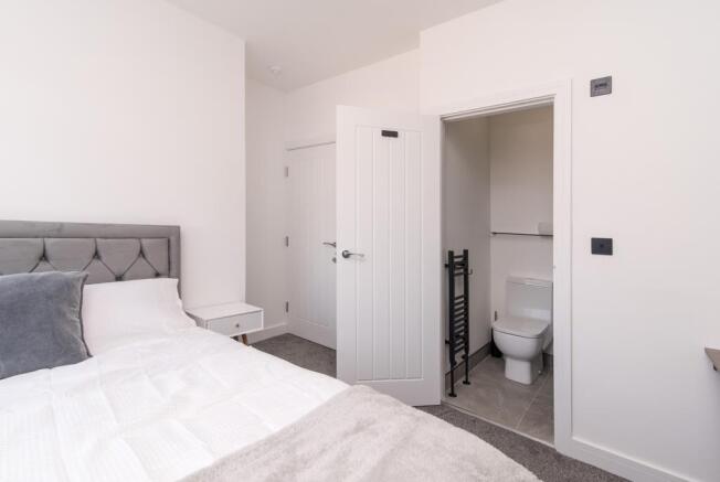 17 elm av h res (30 of 35).jpg