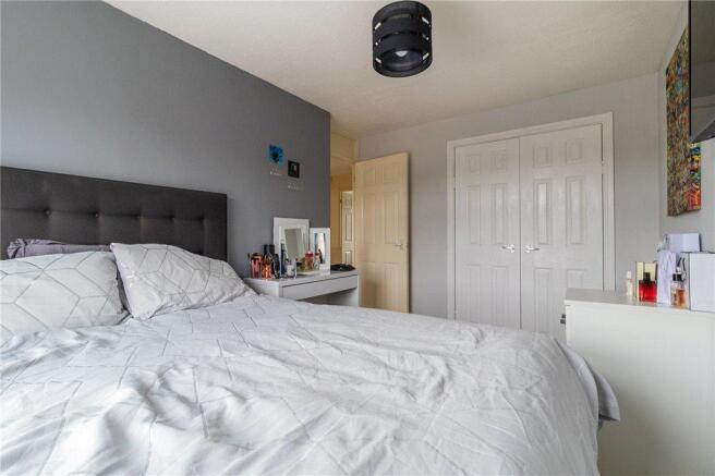 Bedroom 2 (2)