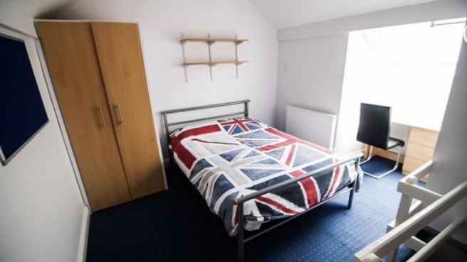 3 bed Terraced to rent Image 12