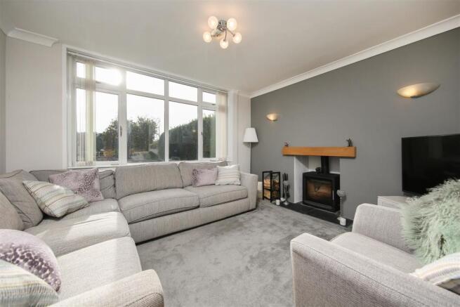 Living Room.jpg