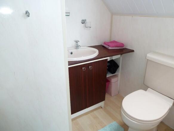 Bedroom 3 en-suite