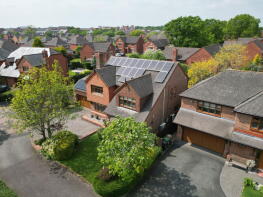 35, Brockhurst Lane, Dickens Heath, Solihull B90 1RG