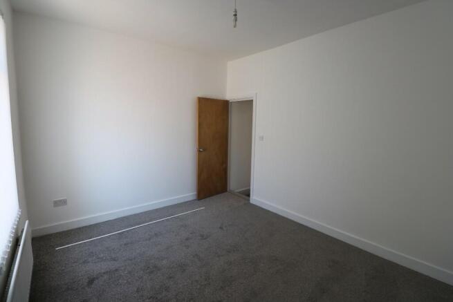 2 bed Terraced to rent Image 9