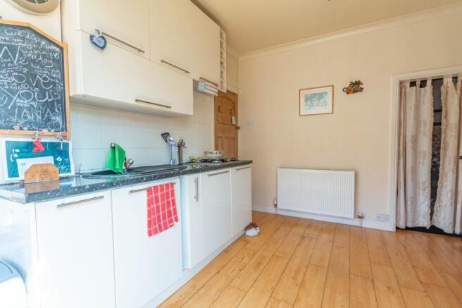 2 bed Semi-Detached for sale Image 4