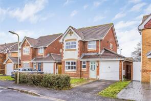37, Aubrey Close, Hayling Island PO11 0SU