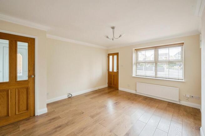 3 bed Detached for sale Image 7