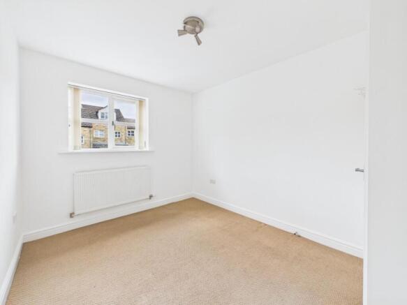 2 bed Semi-Detached for sale Image 9