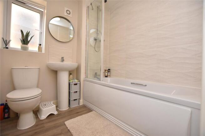 2 bed Semi-Detached for sale Image 8