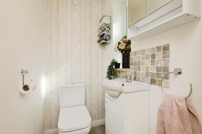 3 bed Detached for sale Image 7