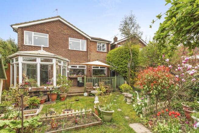 Cascadia Close-3.jpg